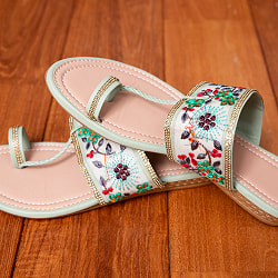 チャッパルと呼ばれるゴージャス刺繍のサンダル - グリーン - サブ5