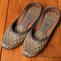 ゴージャス刺繍のマハラニフラットシューズ - サブ2