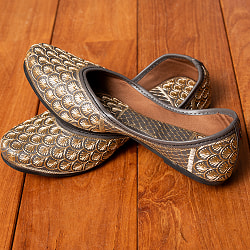 ゴージャス刺繍のマハラニフラットシューズ - サブ5