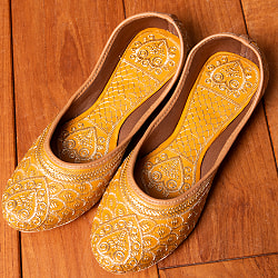 ゴージャス刺繍のマハラニフラットシューズ - サブ2
