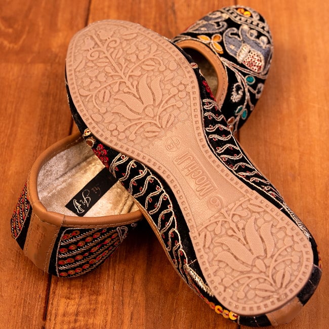 ゴージャス刺繍のマハラニフラットシューズ 9 - アウトソールの写真です