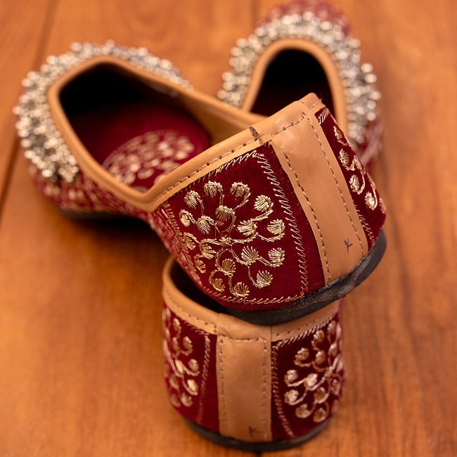 ゴージャス刺繍のマハラニフラットシューズ 6 - かかと部分です