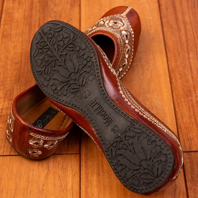 ゴージャス刺繍のマハラニフラットシューズ 9 - アウトソールの写真です