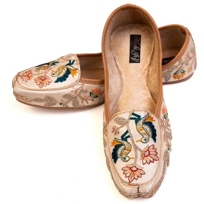 ゴージャス刺繍のマハラニフラットシューズの選択用写真