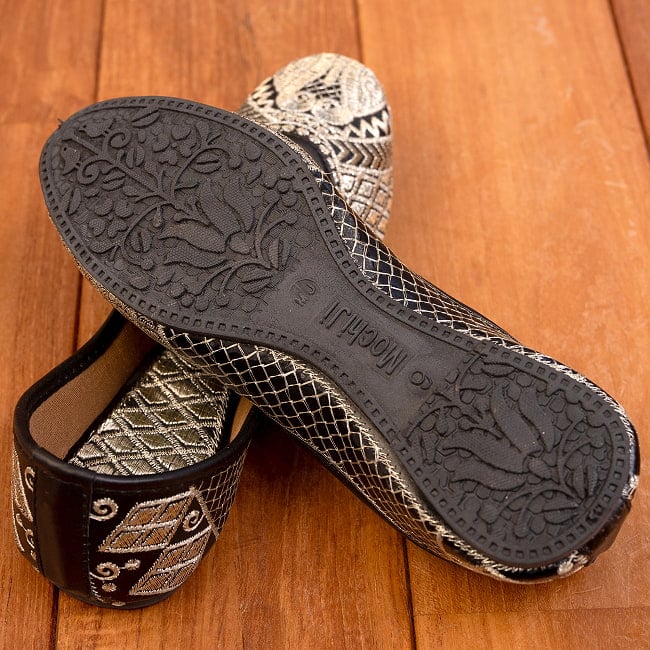 ゴージャス刺繍のマハラニフラットシューズ 9 - アウトソールの写真です