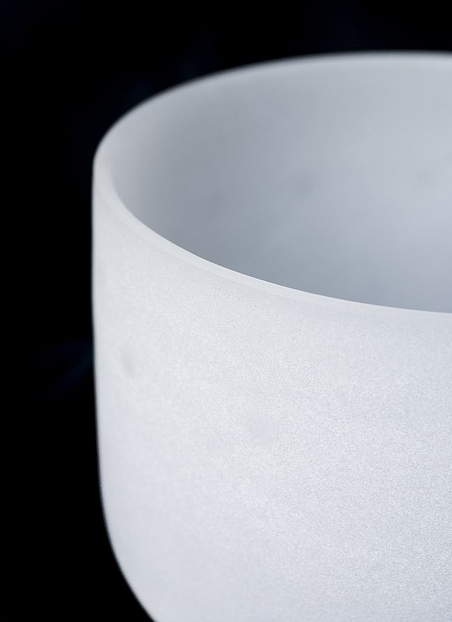 【B音程】第7チャクラ(crown)クリスタルシンギングボウル 直径20.5cm 2 - 上からの写真です