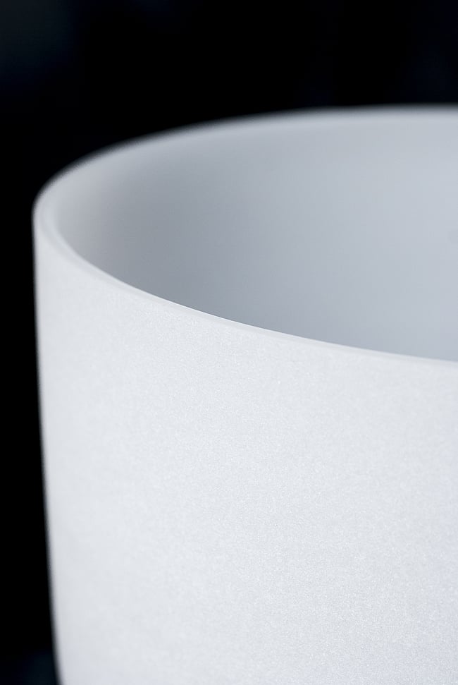 【D音程】第2チャクラ（navel retion）クリスタルシンギングボウル 直径28.5cm 2 - 上からの写真です