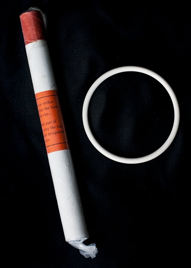 【D音程】第2チャクラ（navel retion）クリスタルシンギングボウル 直径28.5cm 4 - こちらのマレットと、台座が付属いたします