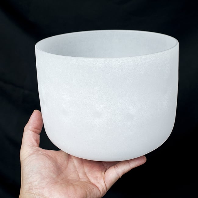 フルムーンボウル 直径14cm、高さ7.5cm、577g (Fコード、第1