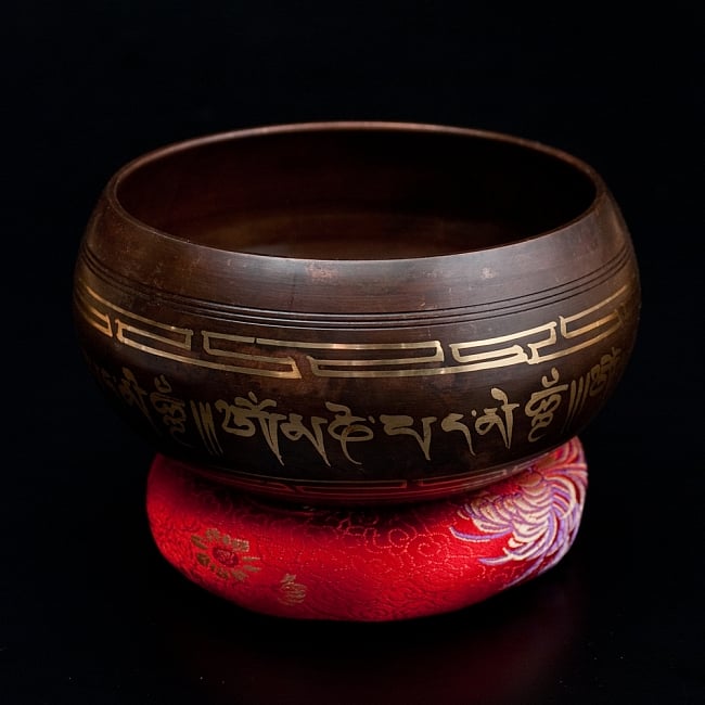 【一点物】チベタンシンギングボウル【音階:B】 668g(スティック付属)の写真