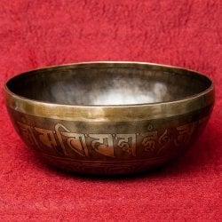 【一点物】チベタンアンティックシンギングボウル【音階:B】1985g(スティック付属)(ID-SINGBOWLANT-1132)