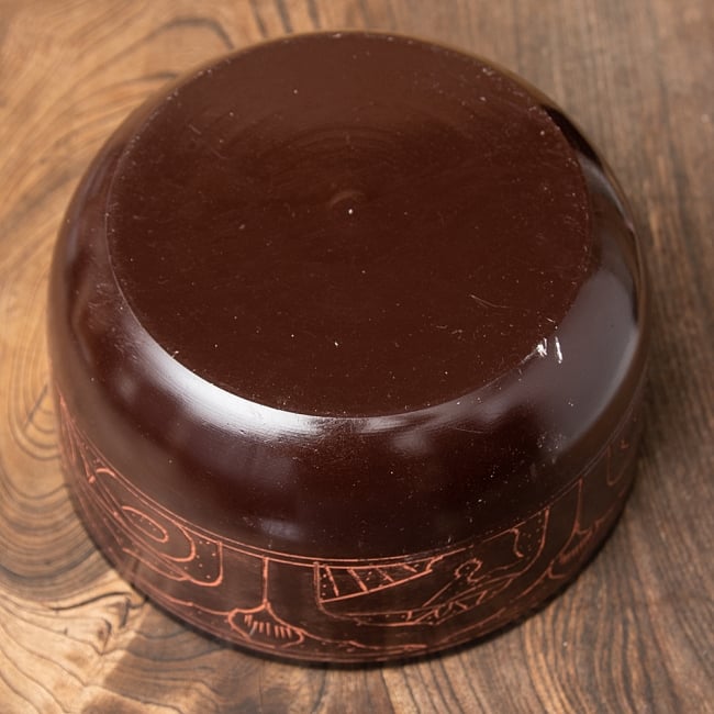 【一点物】ライトウェイトシンギングボウル - 直径：21cm キー：G# 5 - 底面の様子です。