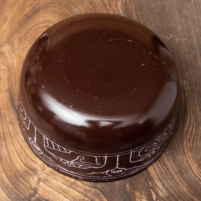 【一点物】ライトウェイトシンギングボウル - 直径:18cm キー:B 5 - 底面の様子です。