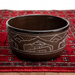 【一点物】ライトウェイトシンギングボウル - 音階：D 直径18cm程度の商品写真