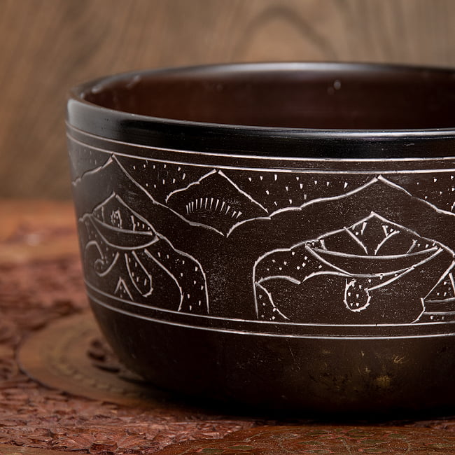 【一点物】ライトウェイトシンギングボウル - 音階：C# 直径18cm程度 2 - 角度を変えてみてみました。