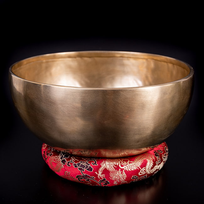 【一点物】アンティックシンギングボウル【音階:Eb】約1820g(スティック付属)の写真