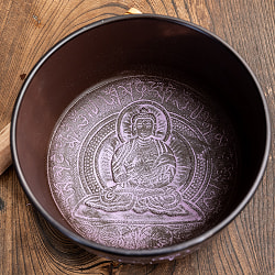 ライトウェイトシンギングボウル　アモーガシッティー　不空成就如来〔直径：約17.8cm〕 - サブ4