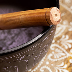 ライトウェイトシンギングボウル　交差金剛杵と幸運の八吉祥文様〔直径：約19.5cm〕 - サブ3