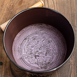 ライトウェイトシンギングボウル　五仏と蓮華〔直径：約21cm〕 - サブ4