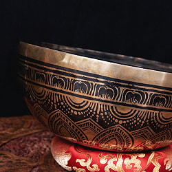 【一点物】六字咒観音菩薩　細密彫りチベタンアンティックシンギングボウル【音階：G】約2210g(スティック付属) - サブ3