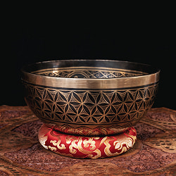 【一点物】アミターバ　阿弥陀如来　細密彫りチベタンアンティックシンギングボウル【音階：Ab】約1736g(スティック付属) - サブ2