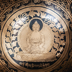 【一点物】アミターバ　阿弥陀如来　細密彫りチベタンアンティックシンギングボウル【音階：Ab】約1736g(スティック付属) - サブ4