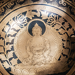 【一点物】アミターバ　阿弥陀如来　細密彫りチベタンアンティックシンギングボウル【音階：Ab】約1736g(スティック付属) - サブ5