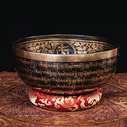 【一点物】六字咒観音菩薩　細密彫りチベタンアンティックシンギングボウル【音階：D】約1756g(スティック付属) - サブ2