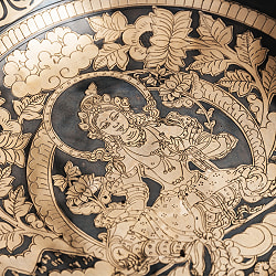 【一点物】グリーンターラー 緑多羅菩薩　細密彫りチベタンアンティックシンギングボウル【音階：G】約2788g(スティック付属) - サブ5