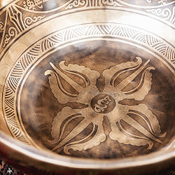 【一点物】チベタンアンティックシンギングボウル【音階：E】約2632g(スティック付属) - サブ4