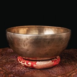 【一点物】アンティックシンギングボウル【音階：C#】約2213g(スティック付属)