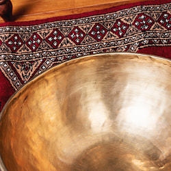 【一点物】アンティックシンギングボウル【音階：D】約4040g(スティック付属) - サブ5