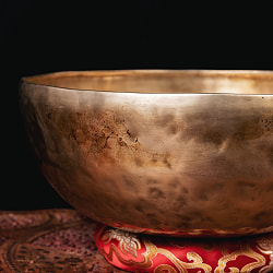 【一点物】アンティックシンギングボウル【音階：Eb】約3940g(スティック付属) - サブ2