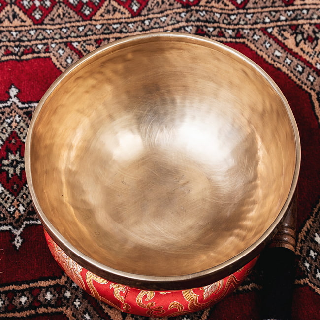 【一点物】アンティックシンギングボウル【音階:C】約1567g(スティック付属) 3 - 内側も良い雰囲気