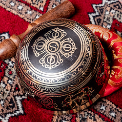 【一点物】高音質ブラックシンギングボウル【音階:Ab】 681g(スティック付属) - サブ4