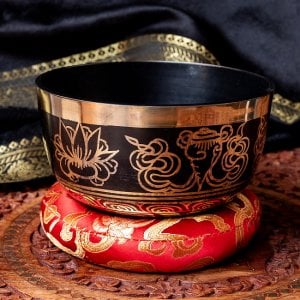 【一点物】高音質ブラックシンギングボウル【音階:Ab】 681g(スティック付属)