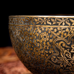 【一点物】花梗文様 彫琢深彫仕上げ シンギングボウル 直径23.5cm程度 音階C - サブ3