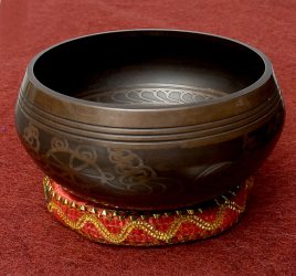 【一点物】チベタンシンギングボウル【音階：F】 639g(スティック付属)の商品写真