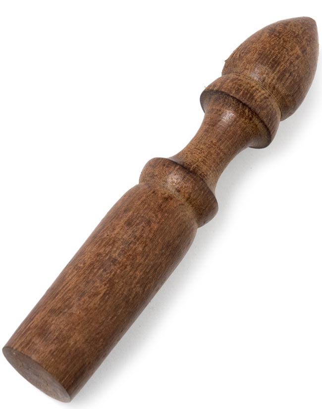 【一点物】チベタンシンギングボウル【音階:F#】 490g(スティック付属) 6 - シンギングボウル用のスティックが付属致しますので、すぐにお使いいただけます。また、天然素材の為それぞれの細かい形や色は異なります。