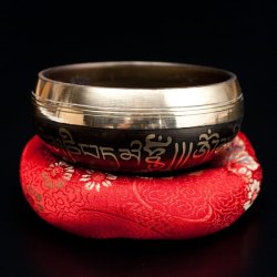 【一点物】ブラックシンギングボウル【音階:A#】 244g(スティック付属)の商品写真