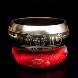 【一点物】ブラックシンギングボウル【音階:F】 436g(スティック付属)の商品写真