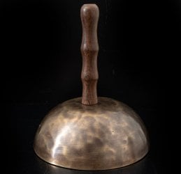 【1点物】ハンドル付き ハンドメイド シンギングボウル 直径:19cm程度 音階:B