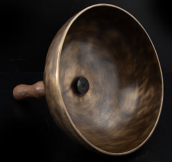 【1点物】ハンドル付き ハンドメイド シンギングボウル 直径:19cm程度 音階:C# - サブ2