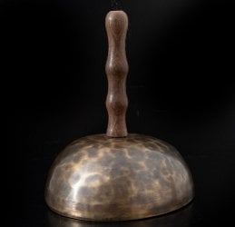 【1点物】ハンドル付き ハンドメイド シンギングボウル 直径:19cm程度 音階:C#