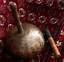 【1点物】ハンドル付き ハンドメイド シンギングボウル 直径:19.5cm程度 音階:C# - サブ5