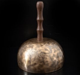 【1点物】ハンドル付き ハンドメイド シンギングボウル 直径:19.5cm程度 音階:C#