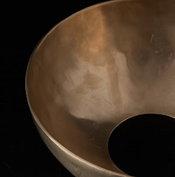 【1点物】脳が振動するシンギングボウル 女性&お子様用 直径:22cm程度 音階:F - サブ2