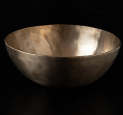 【1点物】脳が振動するシンギングボウル 女性&お子様用 直径:21cm程度 音階:G - サブ3