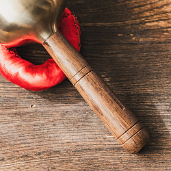 ハンドル付き 高音質シンギングボウル 直径10cm 長さ22cm程度 - サブ5