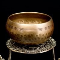 槌目付きティッカシンギングボウル 約11cm〔スティック付属〕